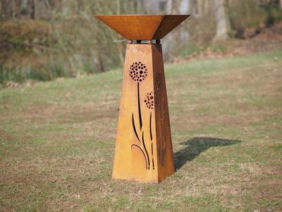 Jardinière sur colonne