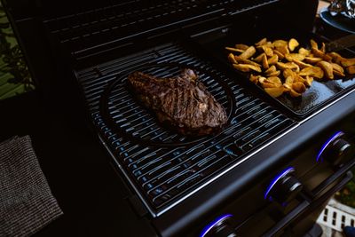 Barbecue à gaz 4 Series Onyx S