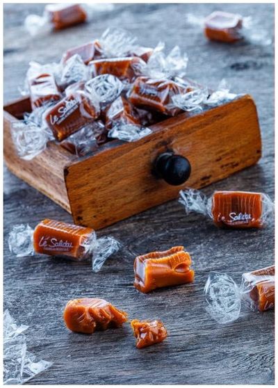 Karamel peperkoek kersthuisje