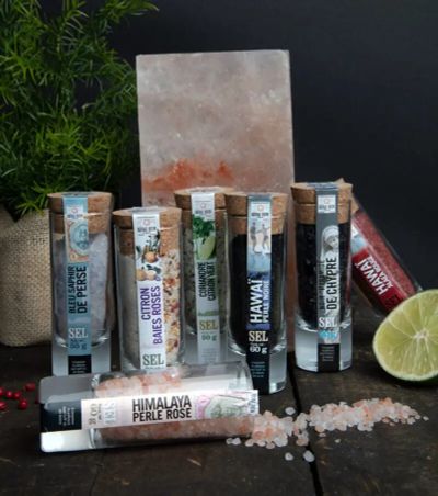 Zout met citroen en roze peper