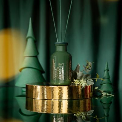 Ipuro Festive Evergreen Diffuser 240ml