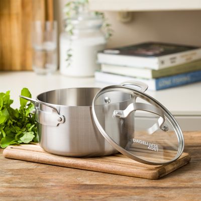 Kookpot met deksel 18 cm