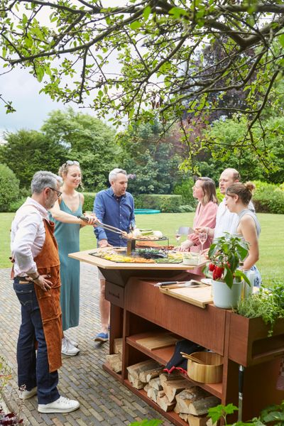 Bijzettafels voor Nestor