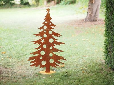 Denneboom op basis om kerstballen in te hangen - large