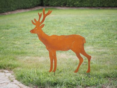 Tuinprikker hert met gewei