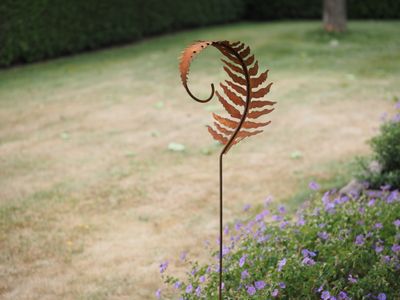 Tuinsteker varen met krul