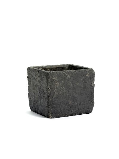 Terracotta Pot block l14xb14xh12,5 zwart