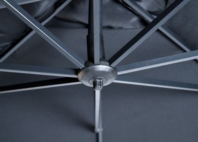 Zweefparasol Monterey antraciet-taupe