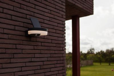 Runda solar wandlamp