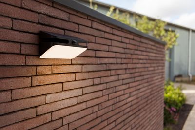 Aero solar wandlamp