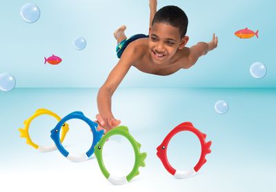 Set van 4 underwater fish rings