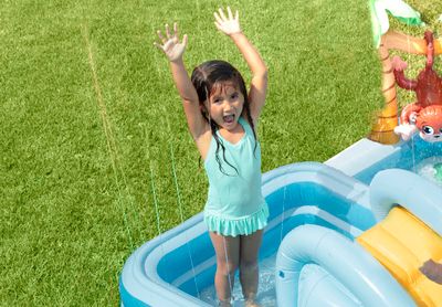 Play center jungle adventure