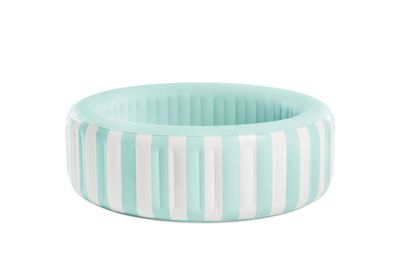 Piscine coastal luxe