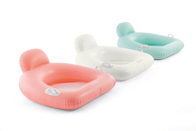 Pillow float lounges