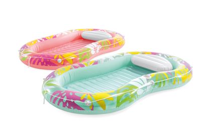 Tropical oasis loungers