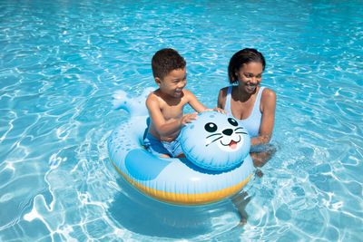 Pool cruisers