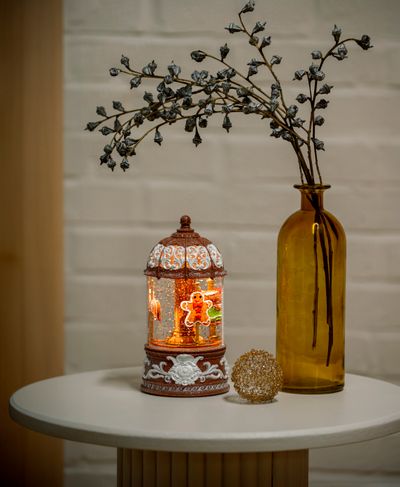 Laterne à eau, carrousel avec figurines en pain d'épices, led blanc chaud, intérieur