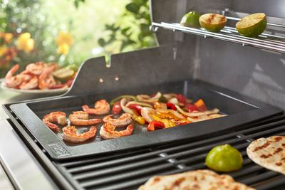 WEBER BAKPLAAT VOOR GENESIS II SERIES 400 EN 600, GIETIJZER