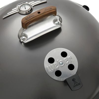 Houtskoolbarbecue Master touch premium 70th anniversary