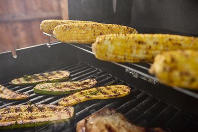 Gasbarbecue Spirit EPX-435R Stealth Edition