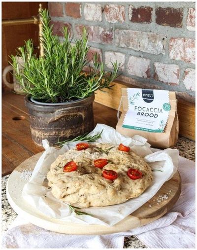Focaccia brood mix rozemarijn