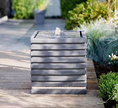 Fontein vierkant met ribbels