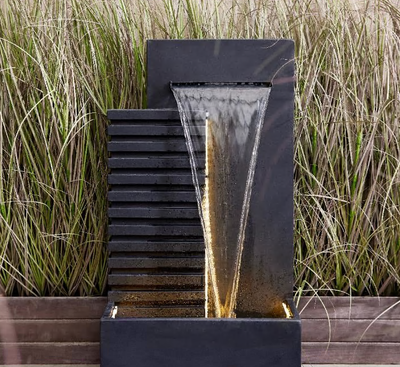 Fontein waterval in bak